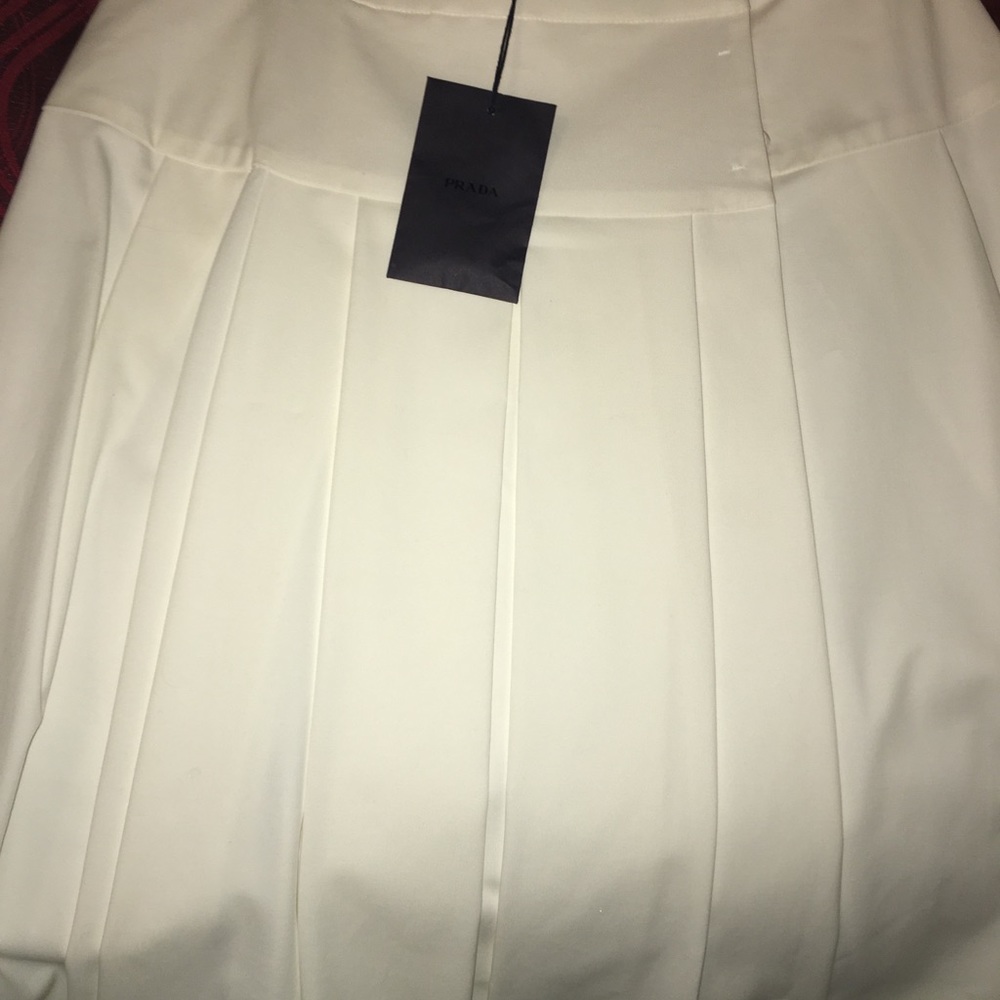Prada Skirt!!